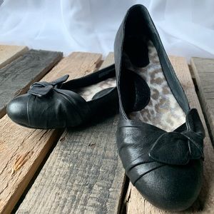 Born Black Ballet Flats